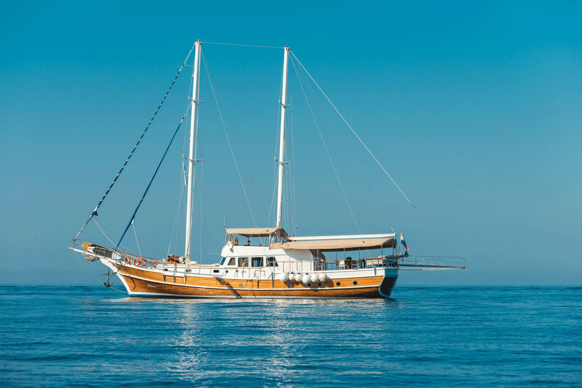 Goleta Sirenae yate para charter Croacia FYS Mallorca